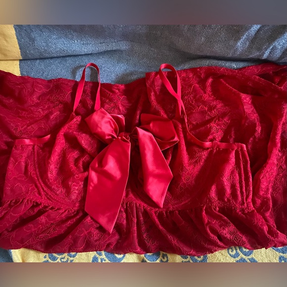 NWT Torrid red lace chemise with ribbon at bust size 3 - Picture 3 of 7